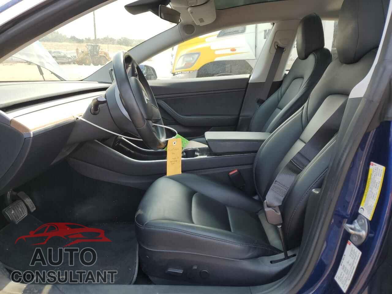 TESLA MODEL 3 2018 - 5YJ3E1EA5JF035027