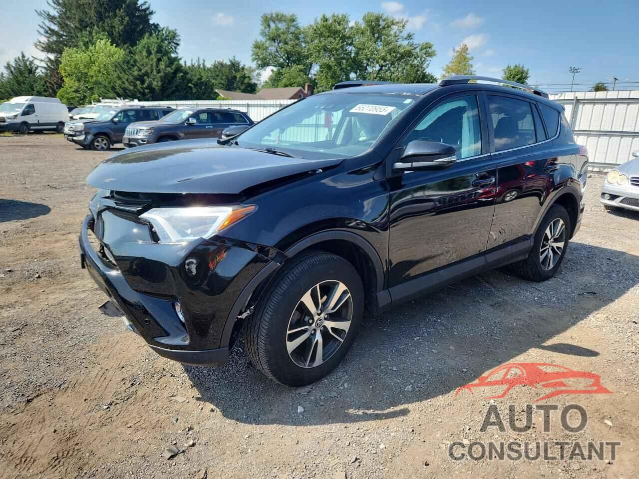 TOYOTA RAV4 2018 - 2T3RFREV6JW813337