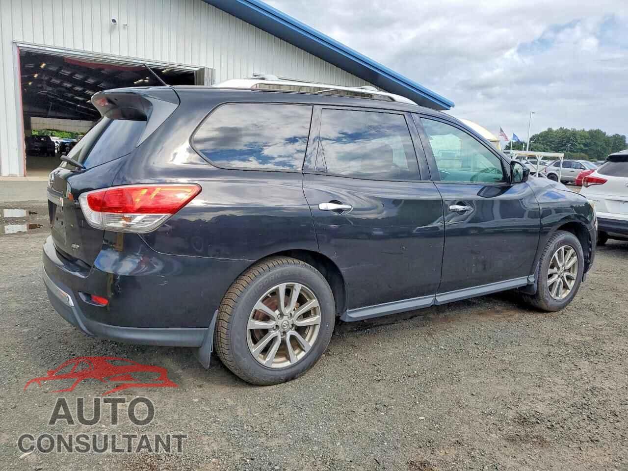 NISSAN PATHFINDER 2015 - 5N1AR2MM2FC650132