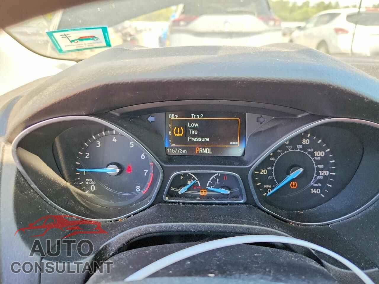 FORD FOCUS 2016 - 1FADP3F22GL228099