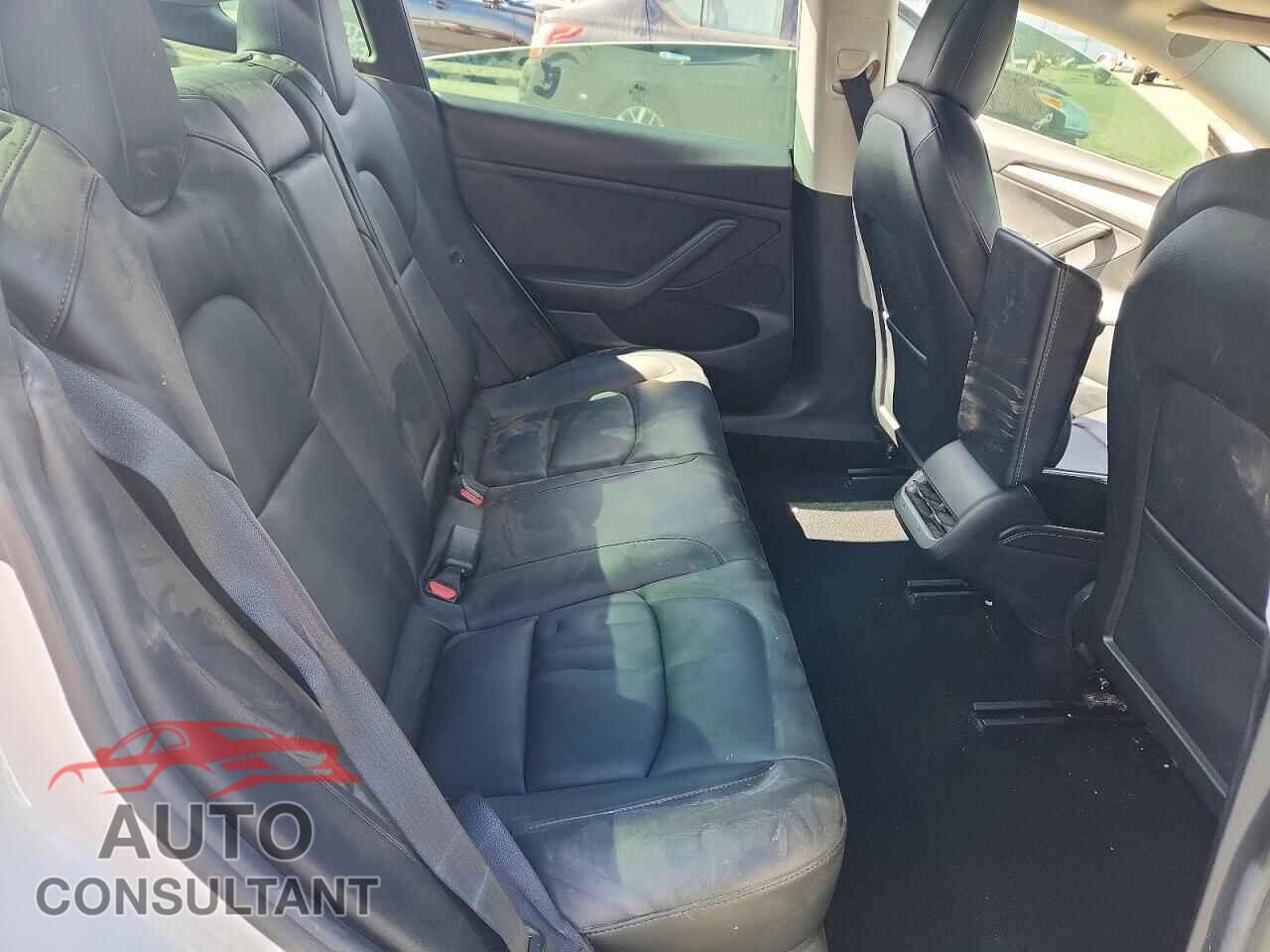 TESLA MODEL 3 2021 - 5YJ3E1EBXMF027647