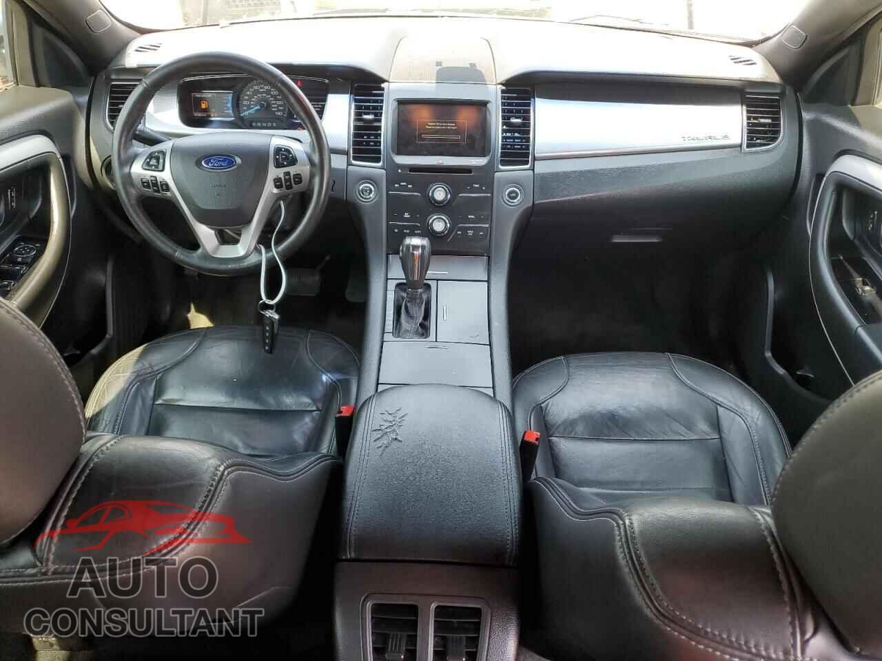 FORD TAURUS 2015 - 1FAHP2H80FG169106