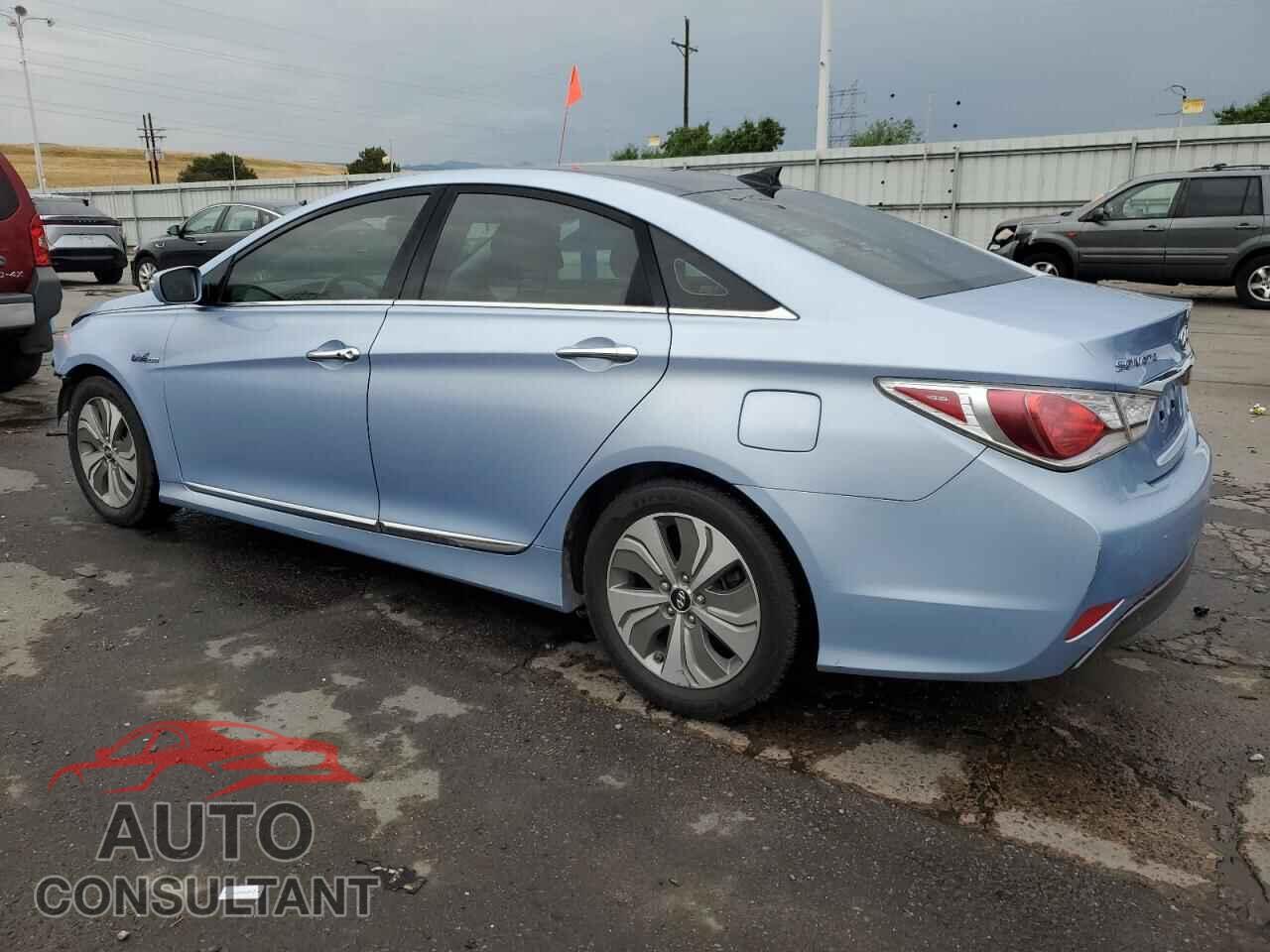 HYUNDAI SONATA 2014 - KMHEC4A49EA108748