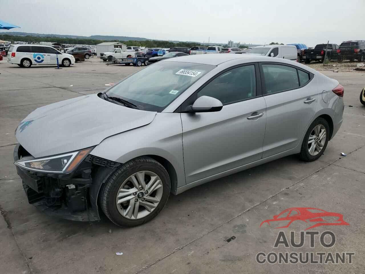 HYUNDAI ELANTRA 2020 - 5NPD84LF0LH573926