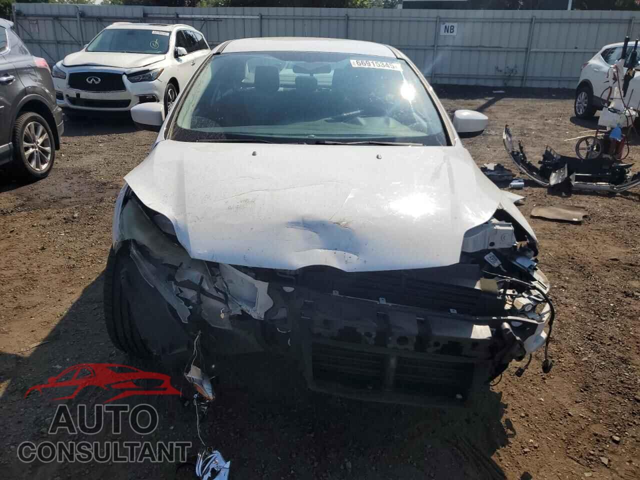 FORD FOCUS 2012 - 1FAHP3F23CL462652