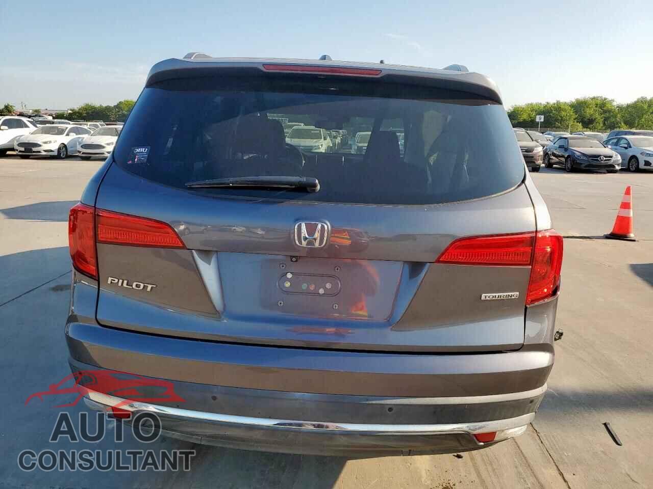 HONDA PILOT 2016 - 5FNYF5H97GB019559