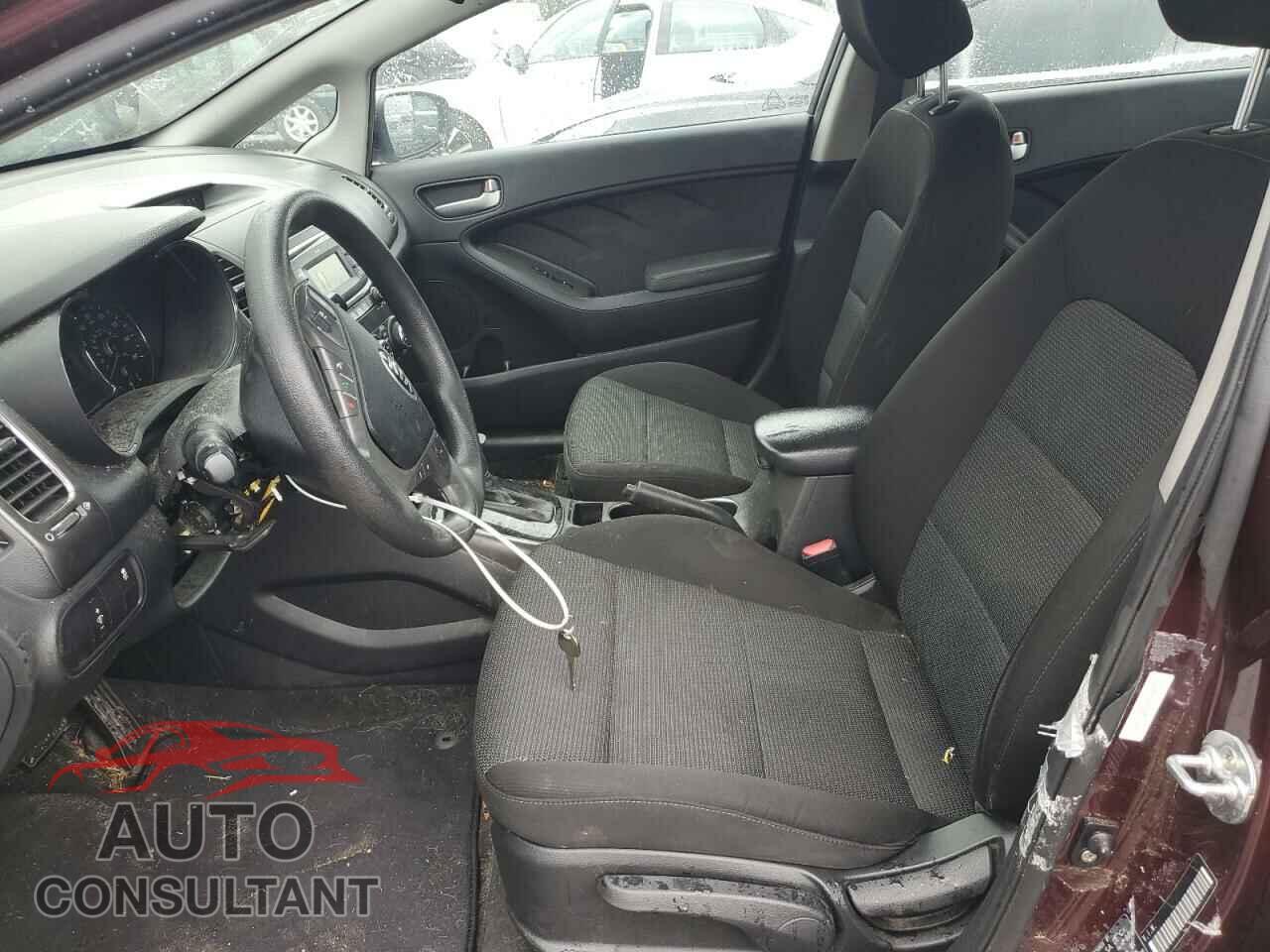 KIA FORTE 2017 - 3KPFK4A75HE134786