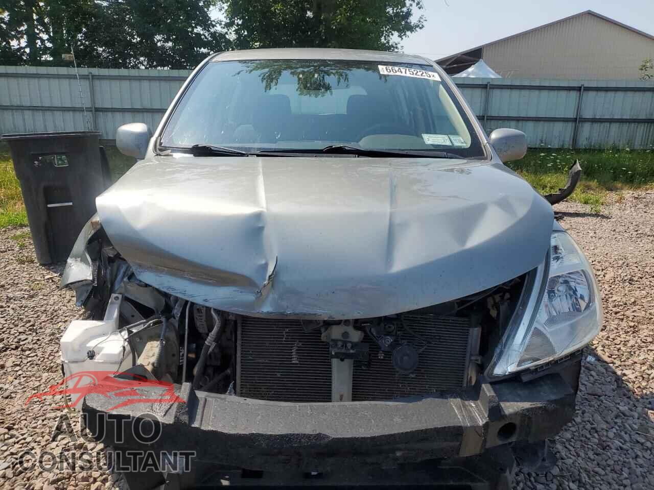 NISSAN VERSA 2011 - 3N1BC1CP2BL501057