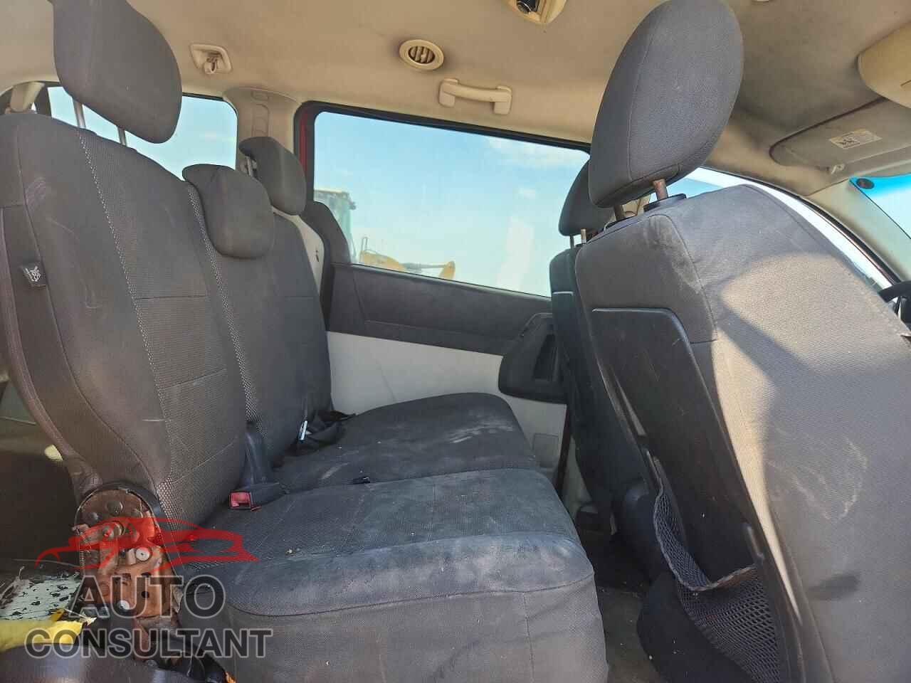 DODGE CARAVAN 2009 - 2D8HN44E19R566013