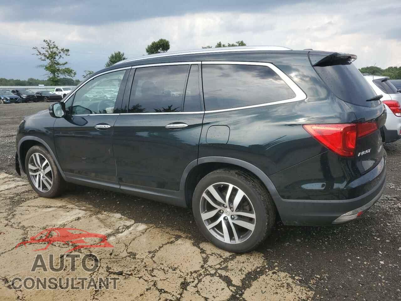 HONDA PILOT 2017 - 5FNYF6H90HB007891
