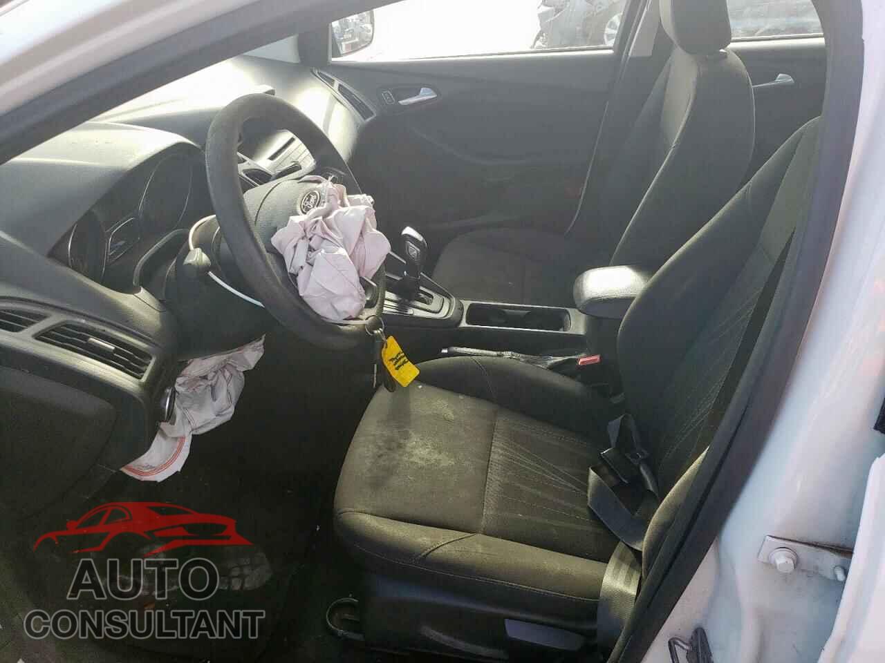 FORD FOCUS 2016 - 1FADP3F28GL259468