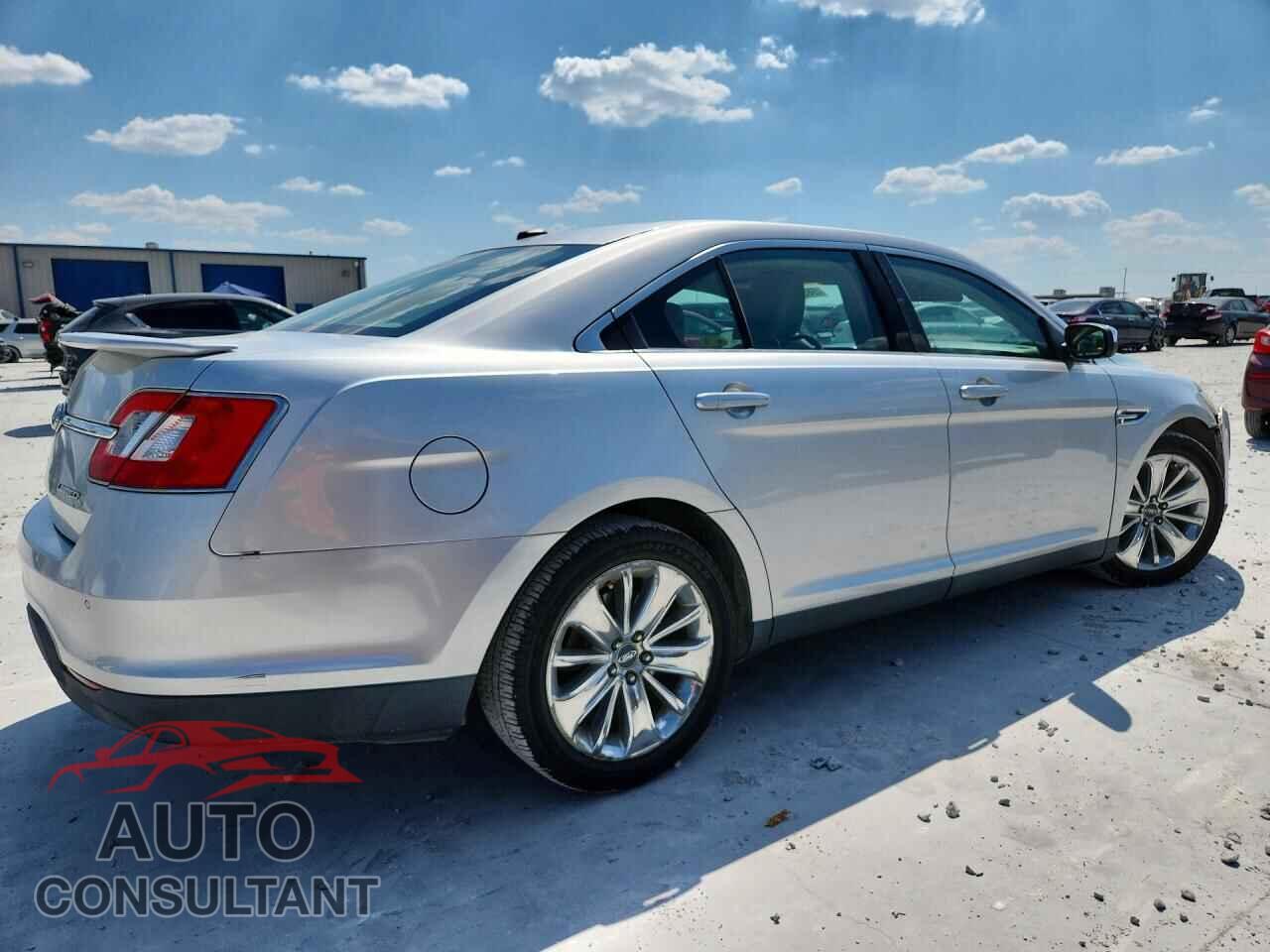 FORD TAURUS 2010 - 1FAHP2FW6AG100513