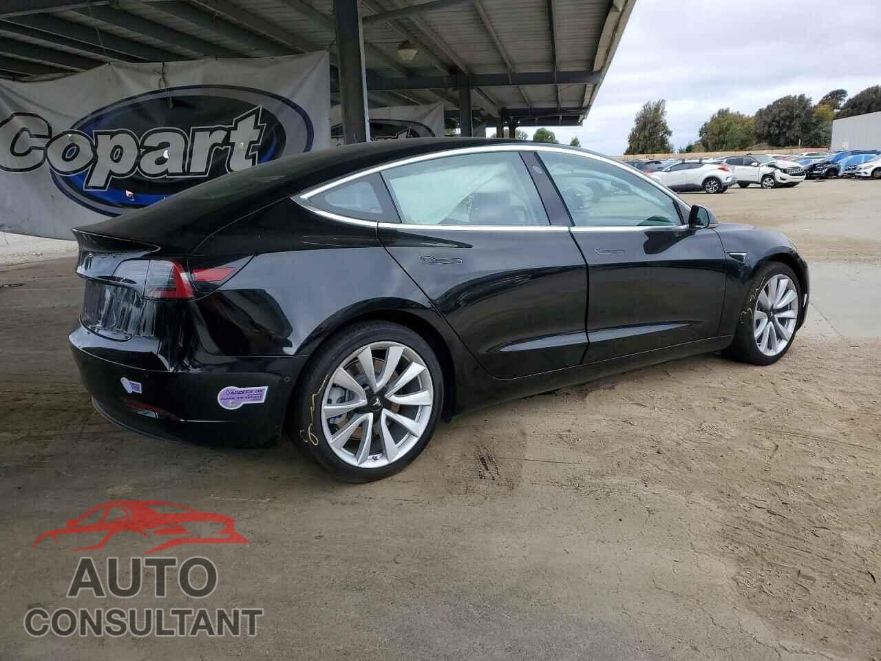 TESLA MODEL 3 2018 - 5YJ3E1EA4JF075857