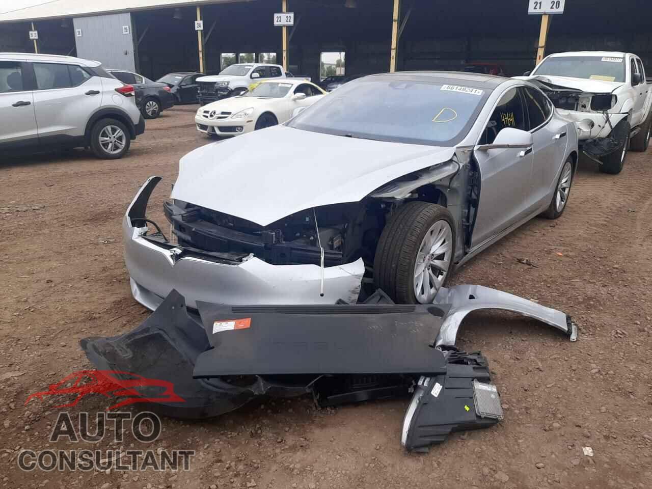 TESLA MODEL S 2016 - 5YJSA1E2XGF156502