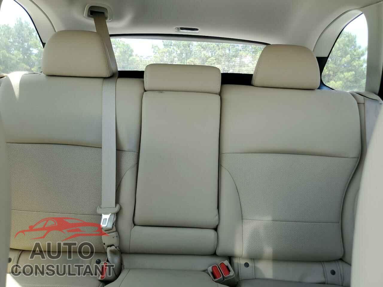 SUBARU OUTBACK 2017 - 4S4BSAKC1H3264348