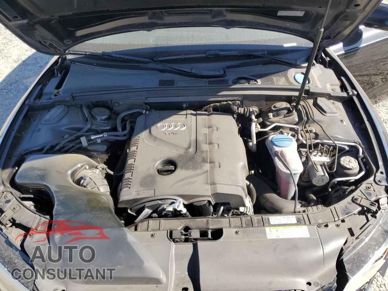 AUDI A5 2012 - WAULFAFR8CA001030