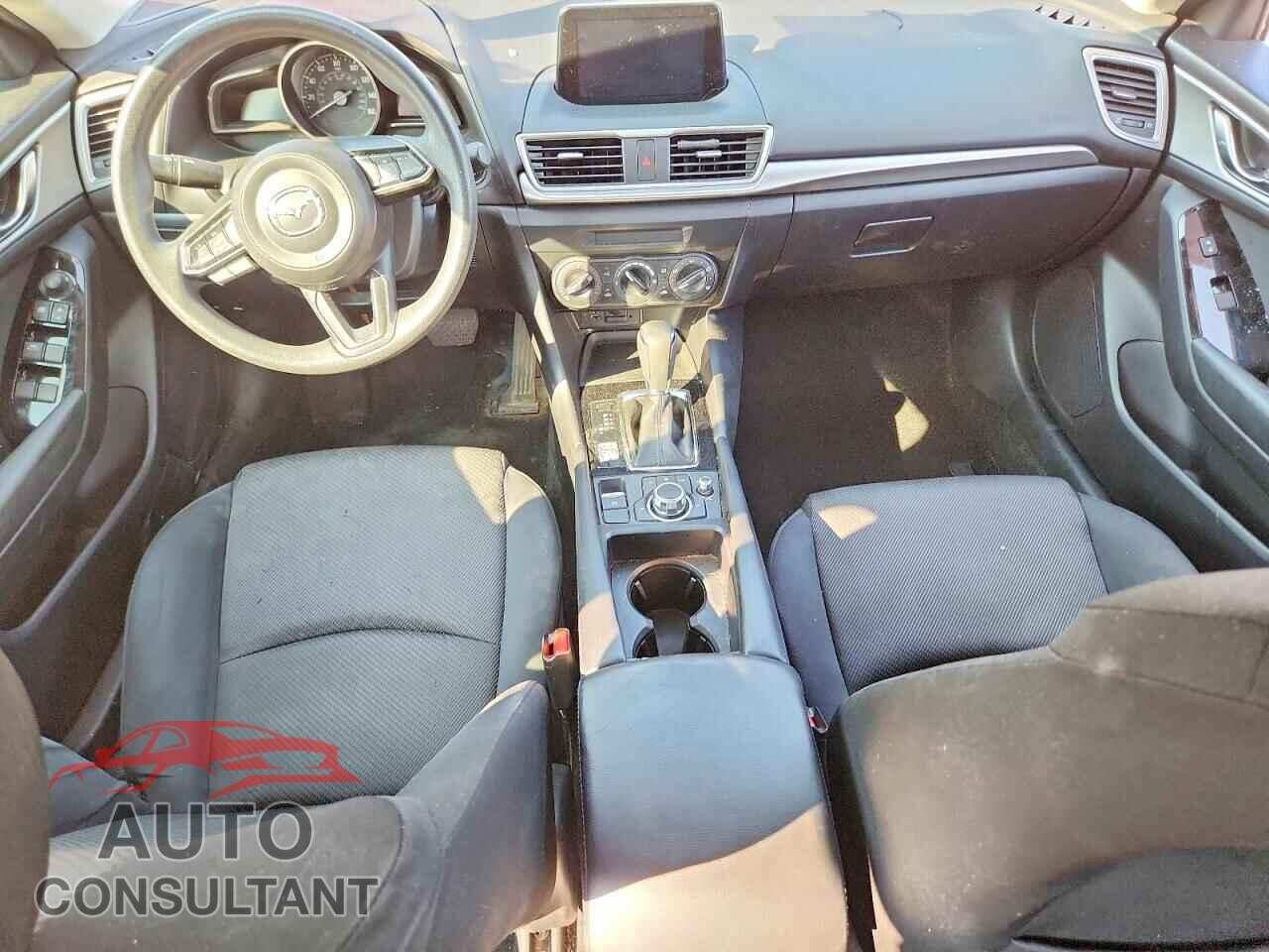 MAZDA 3 2017 - 3MZBN1U71HM123366