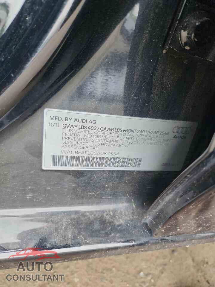 AUDI A4 2012 - WAUBFAFL0CA087554