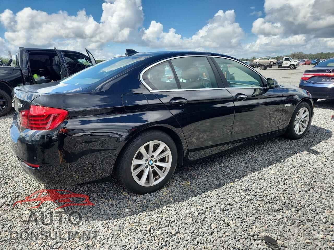 BMW 5 SERIES 2016 - WBA5A5C52GG353376