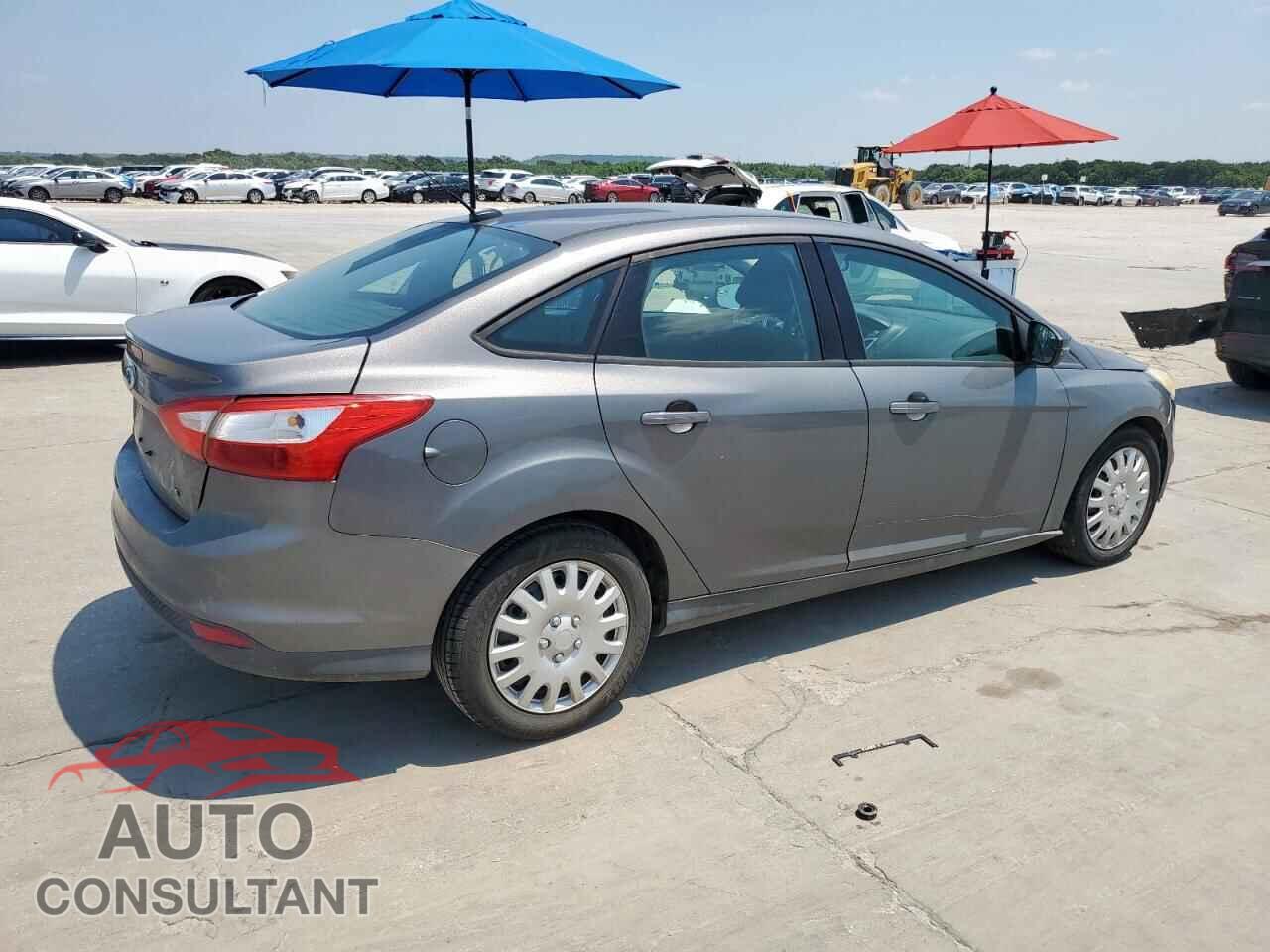 FORD FOCUS 2012 - 1FAHP3F21CL201469