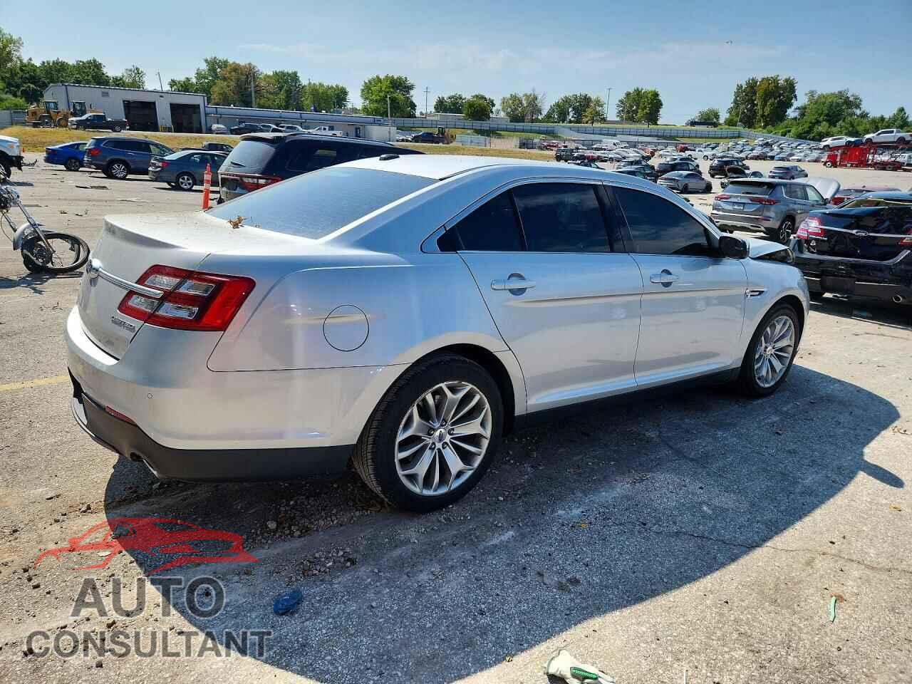 FORD TAURUS 2015 - 1FAHP2F86FG116235
