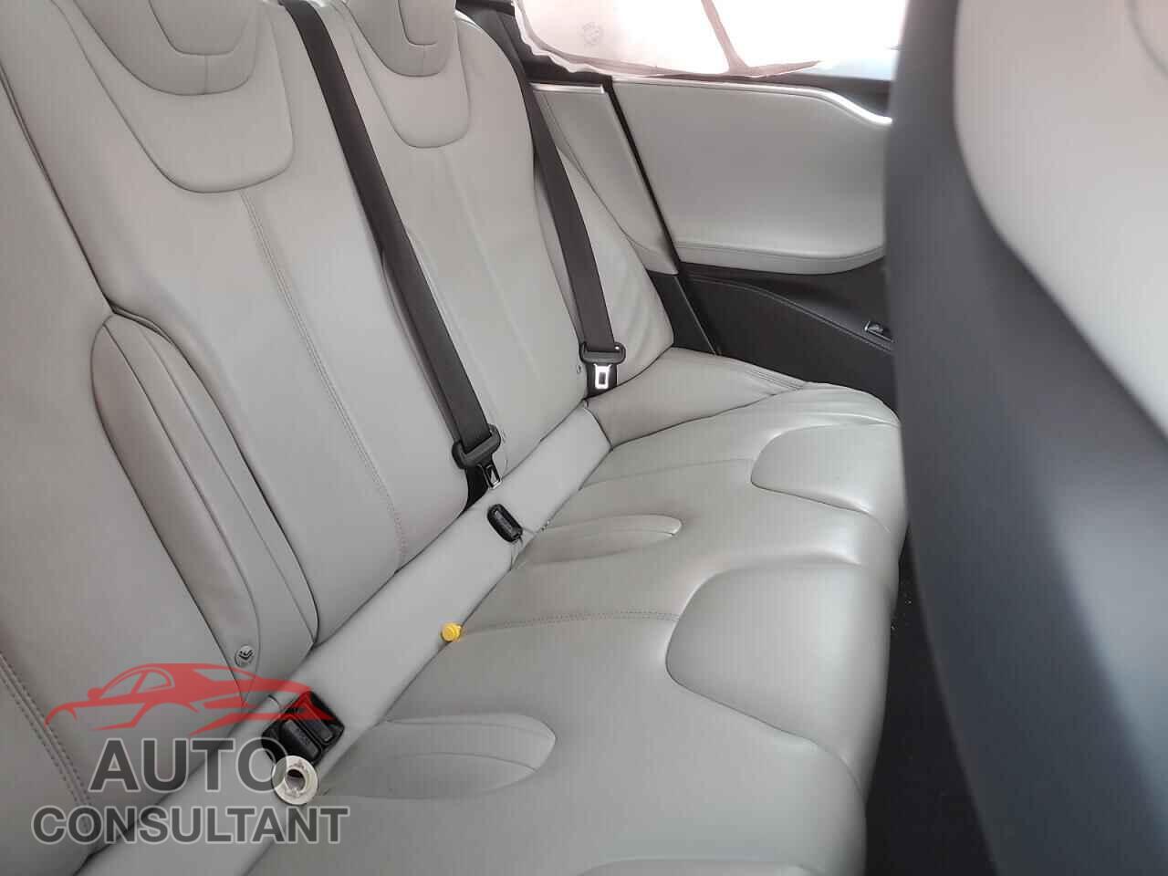 TESLA MODEL S 2016 - 5YJSA1E16GF144760