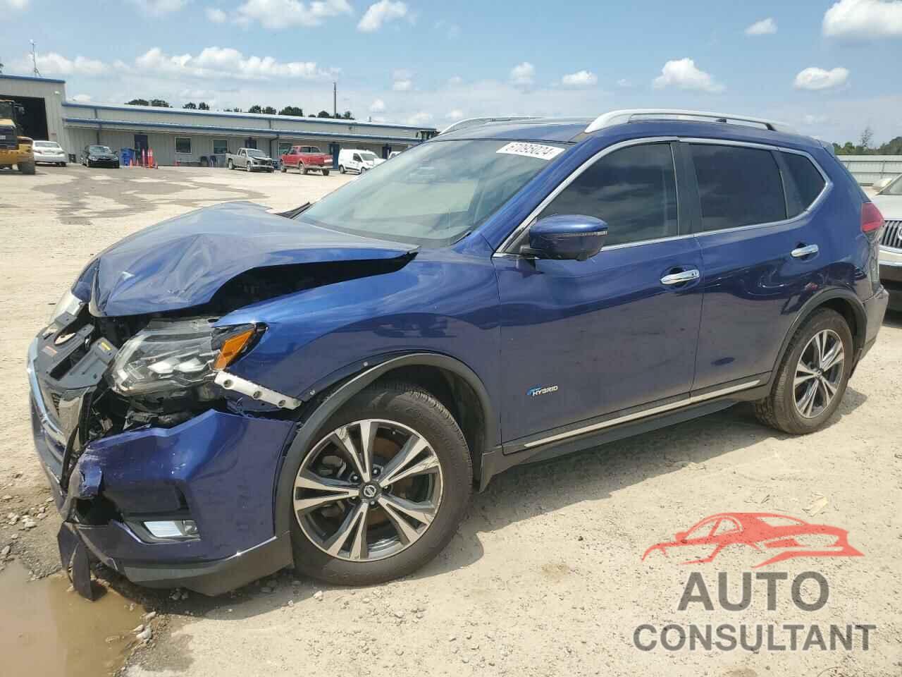 NISSAN ROGUE 2017 - 5N1ET2MT3HC812458