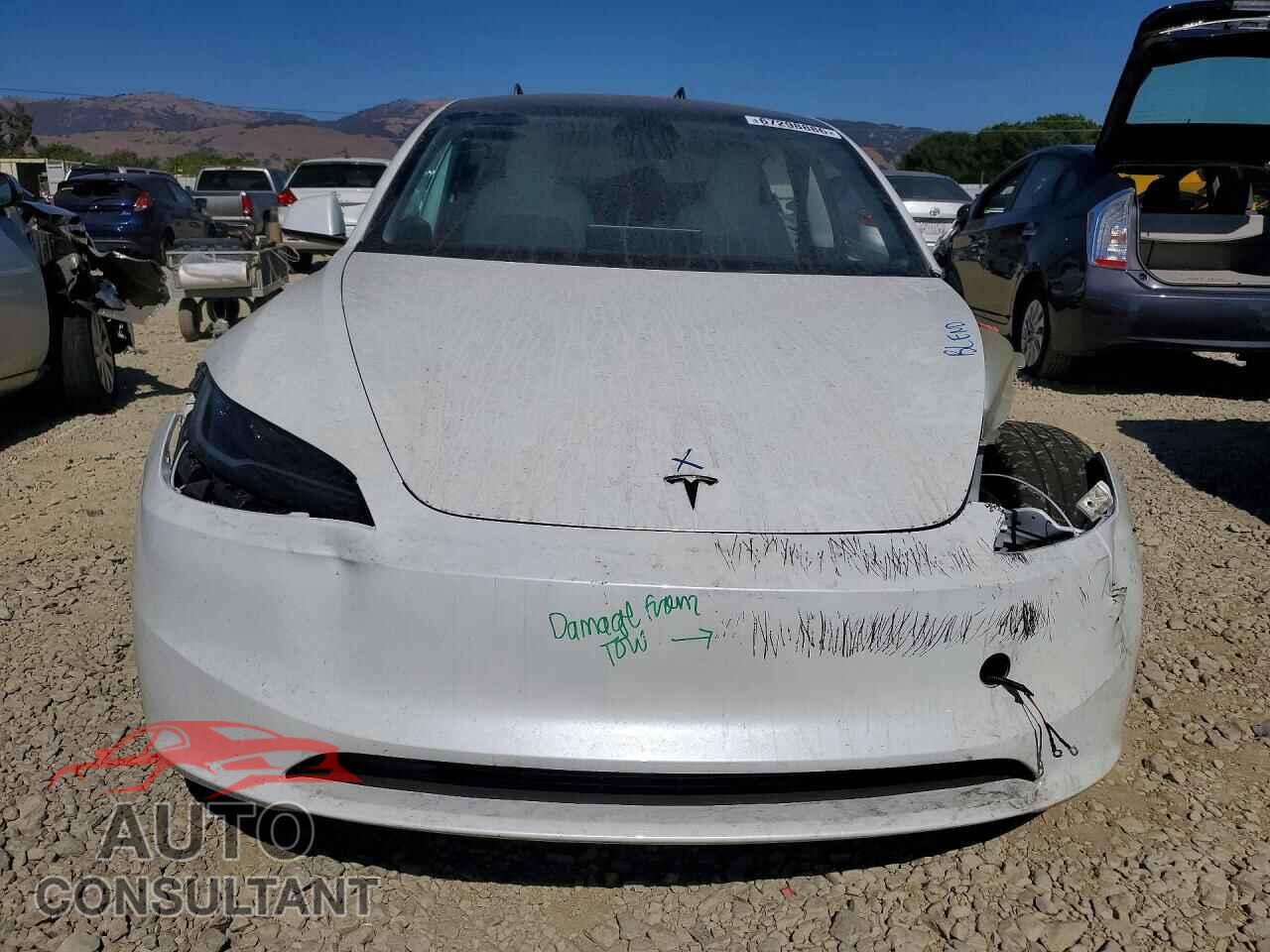 TESLA MODEL 3 2024 - 5YJ3E1EA8RF866632