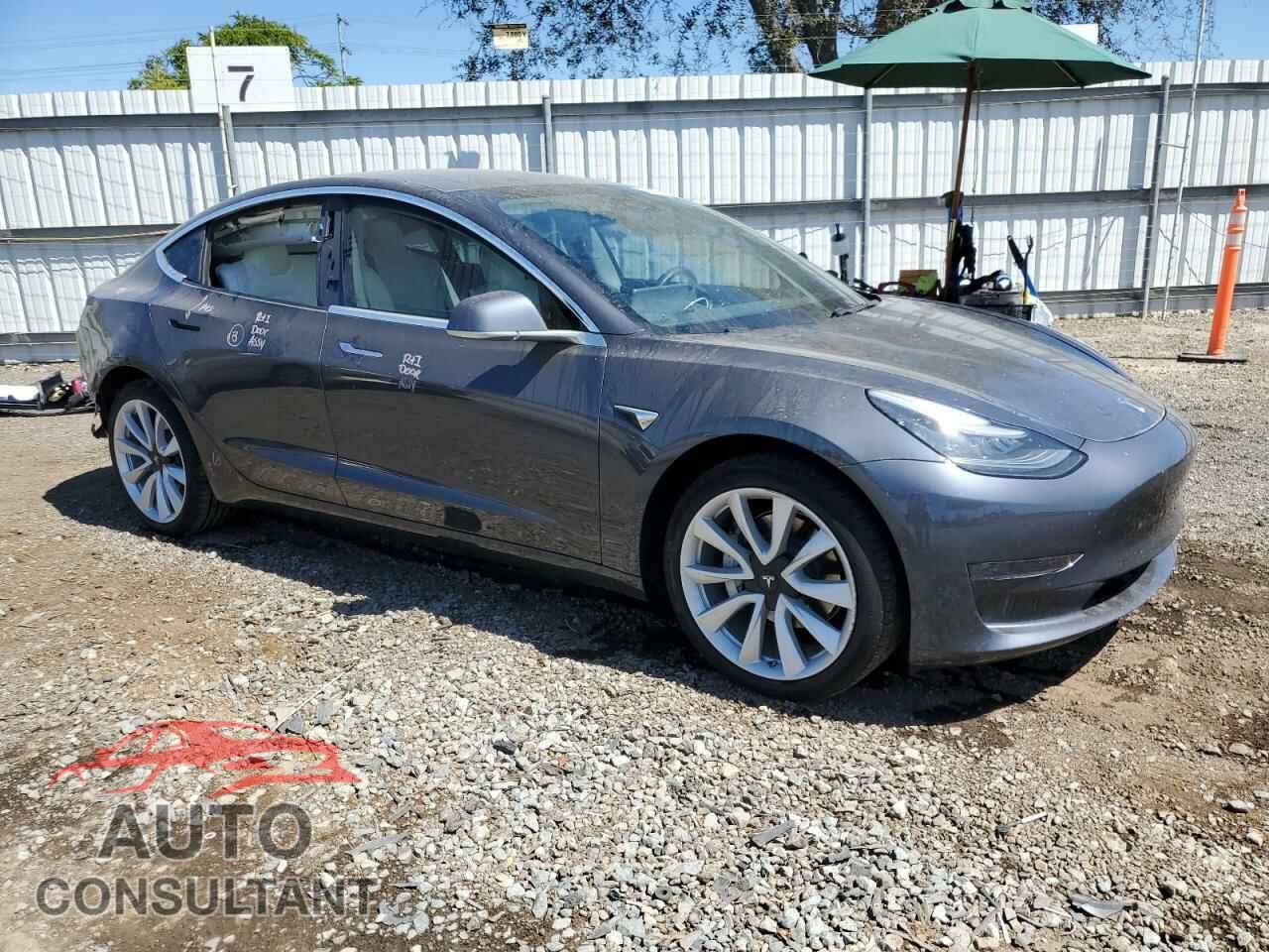 TESLA MODEL 3 2019 - 5YJ3E1EA8KF519839