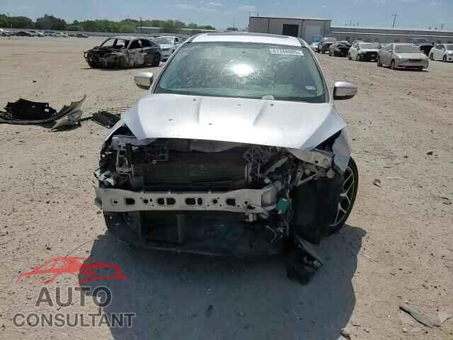 FORD FOCUS 2017 - 1FADP3H28HL266743