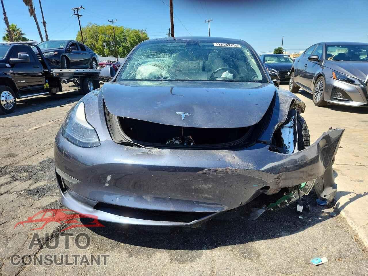 TESLA MODEL 3 2022 - 5YJ3E1EA4NF372990