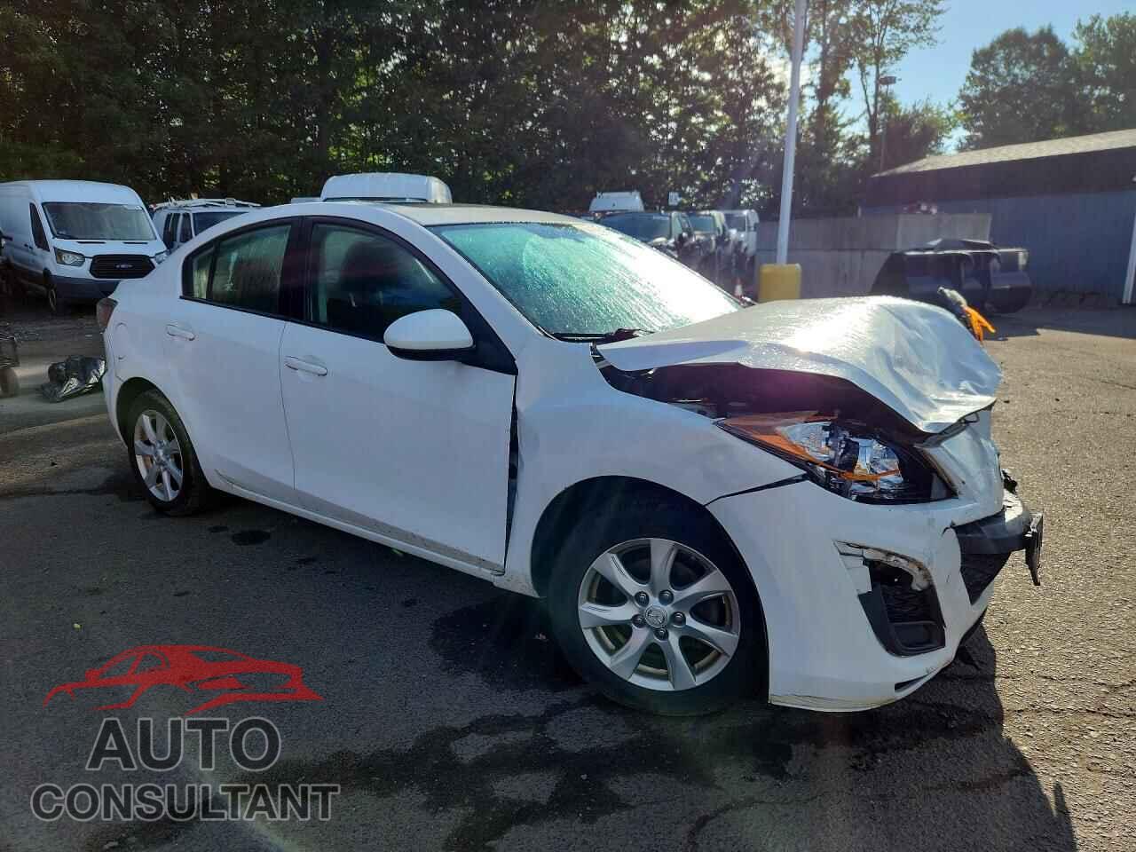MAZDA 3 2010 - JM1BL1SG4A1352610