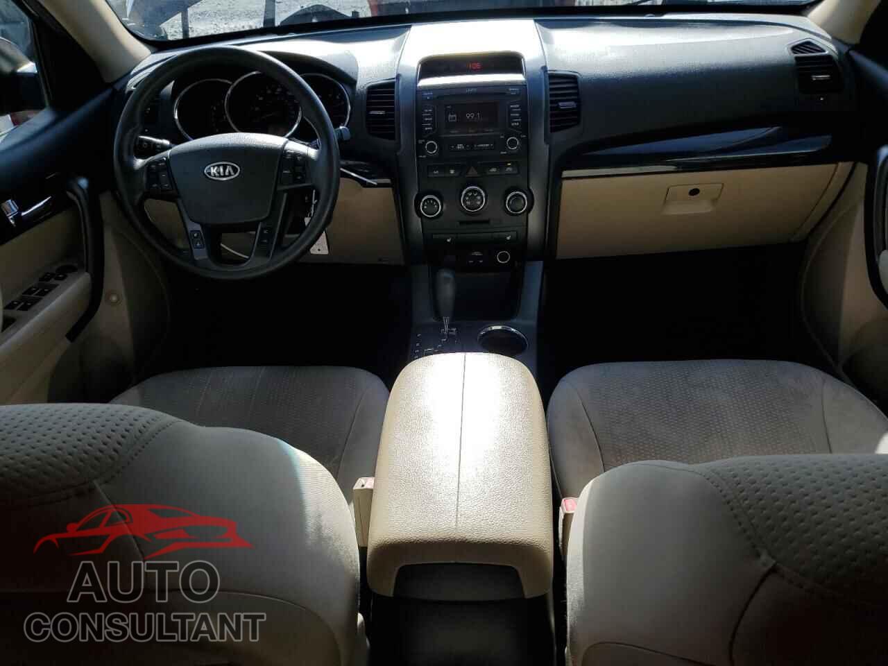 KIA SORENTO 2013 - 5XYKT3A66DG392003