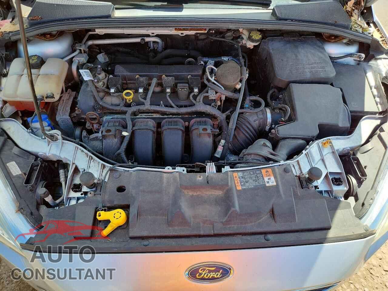 FORD FOCUS 2015 - 1FADP3F2XFL279364