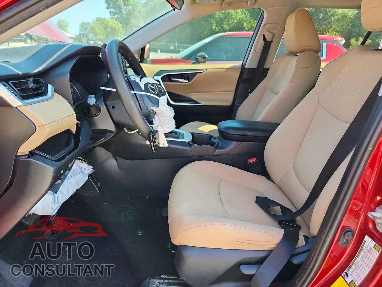 TOYOTA RAV4 2019 - 2T3W1RFV9KC011691