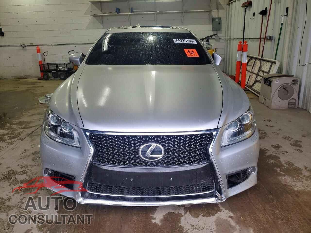 LEXUS LS460 2013 - JTHCL5EF3D5019258