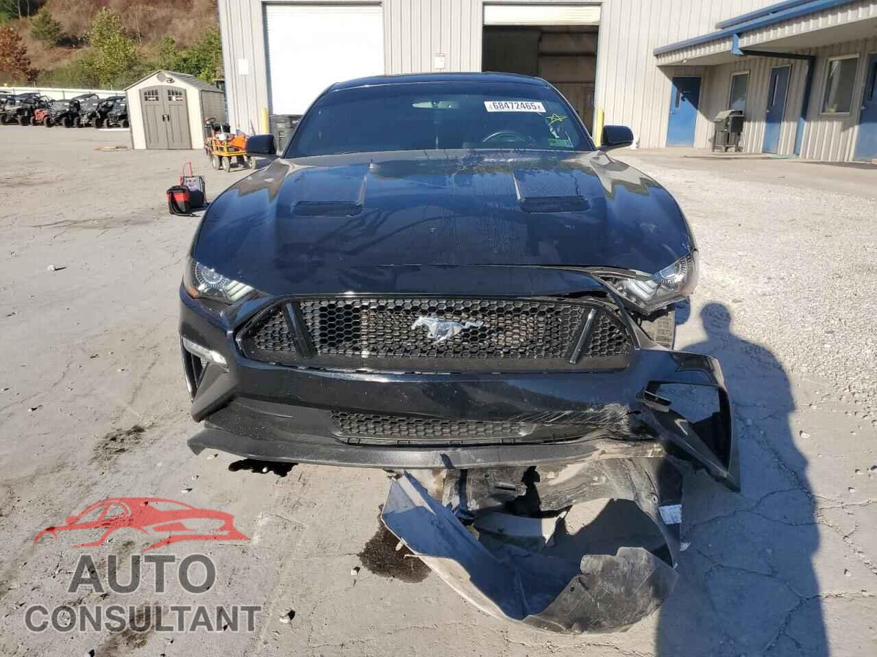 FORD MUSTANG 2018 - 1FA6P8CF6J5137135