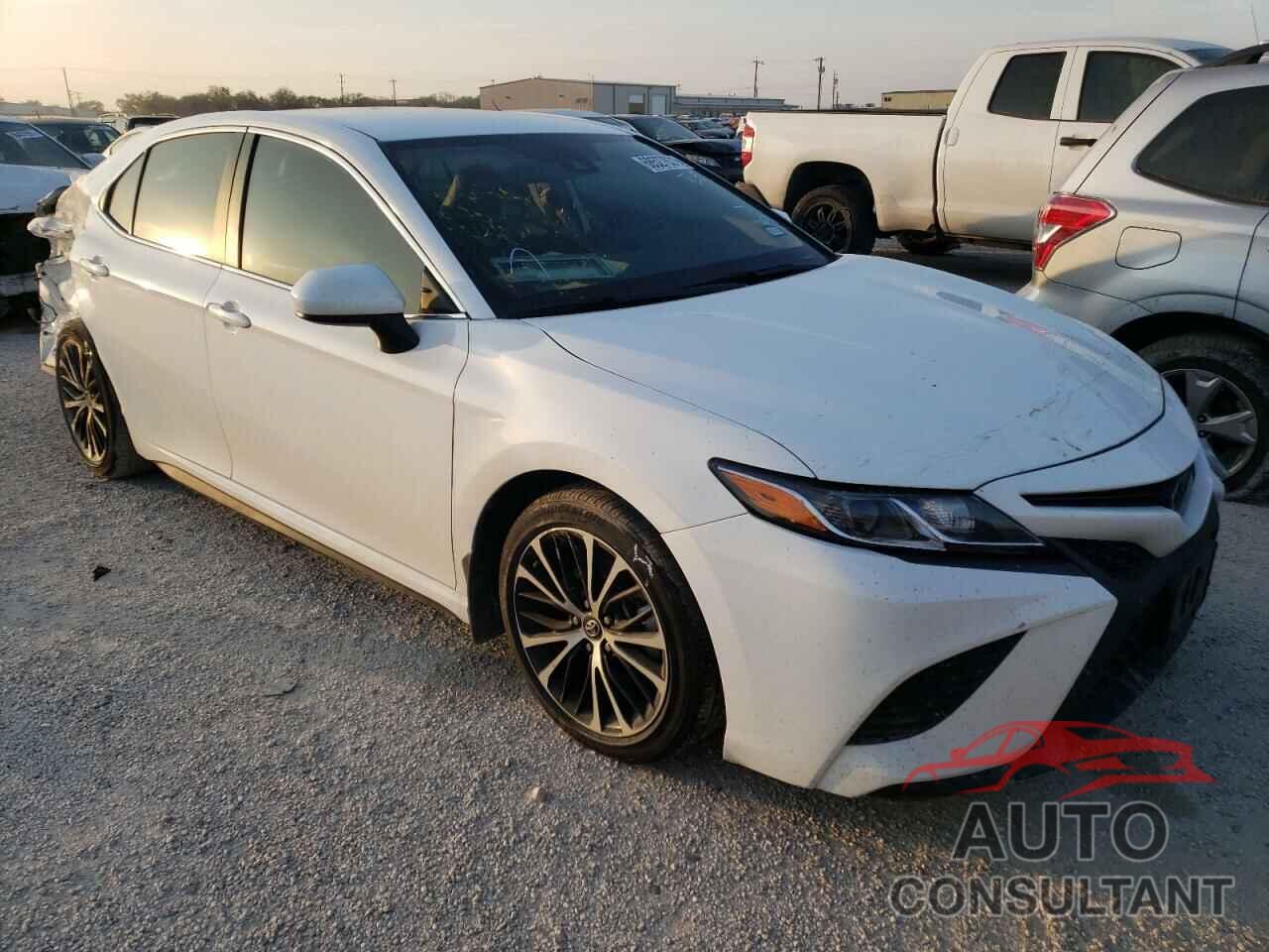TOYOTA CAMRY 2020 - 4T1G11AK5LU314088