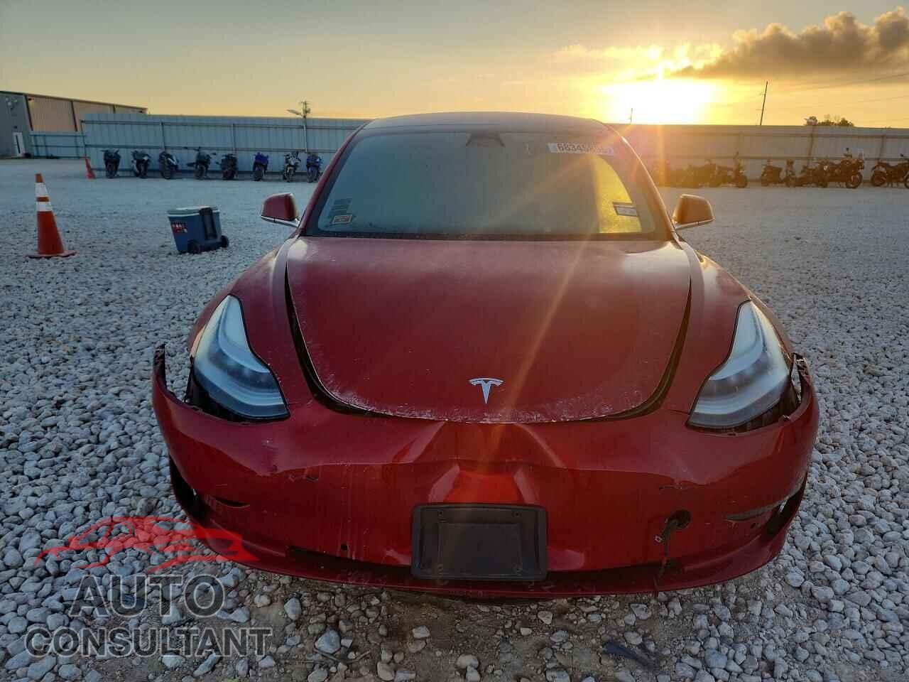 TESLA MODEL 3 2018 - 5YJ3E1EA3JF034023