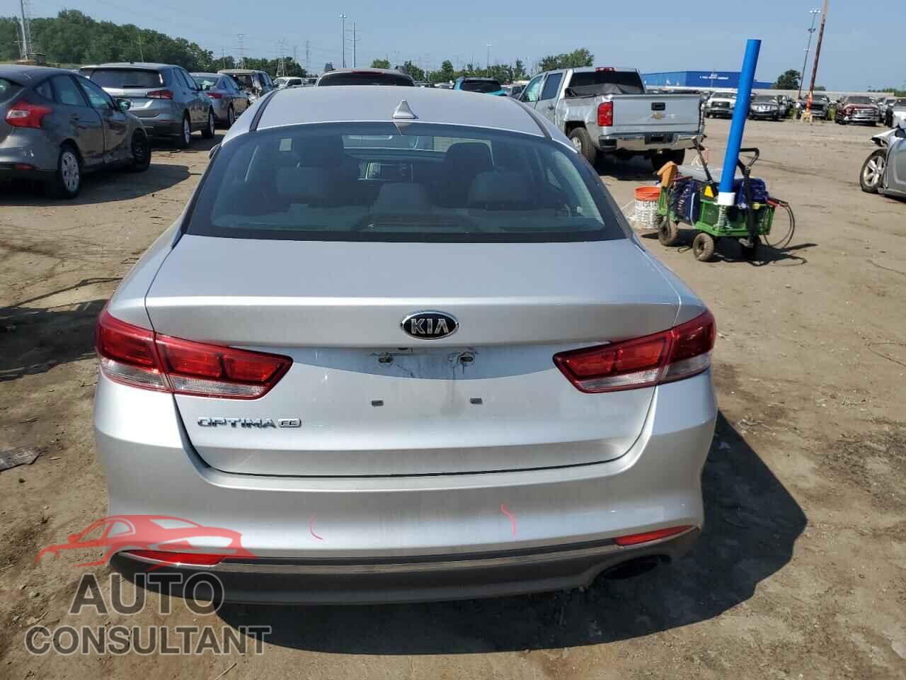 KIA OPTIMA 2017 - KNAGT4L34H5159053