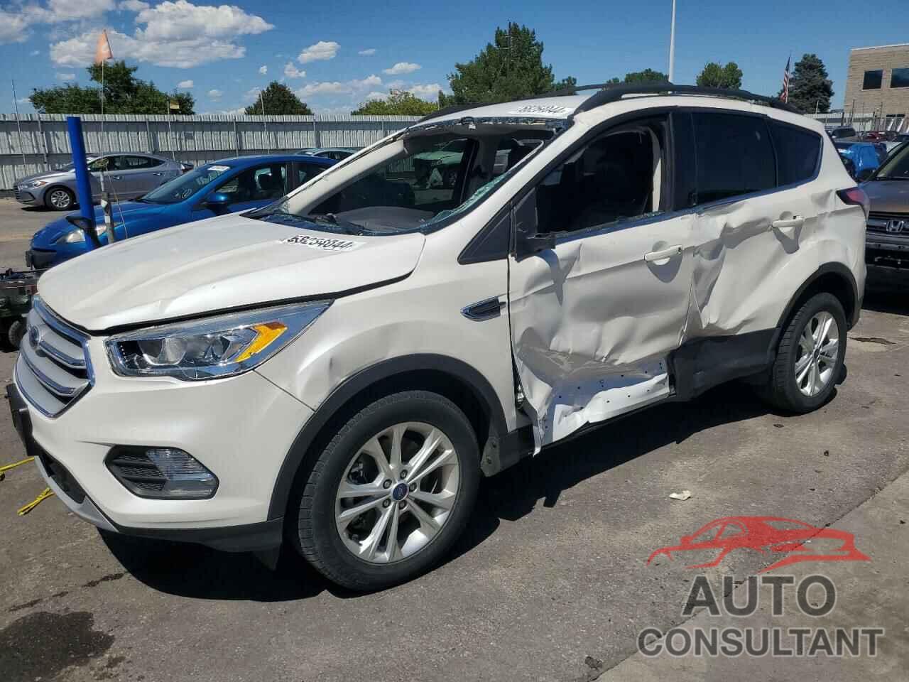 FORD ESCAPE 2018 - 1FMCU9HD4JUA91549