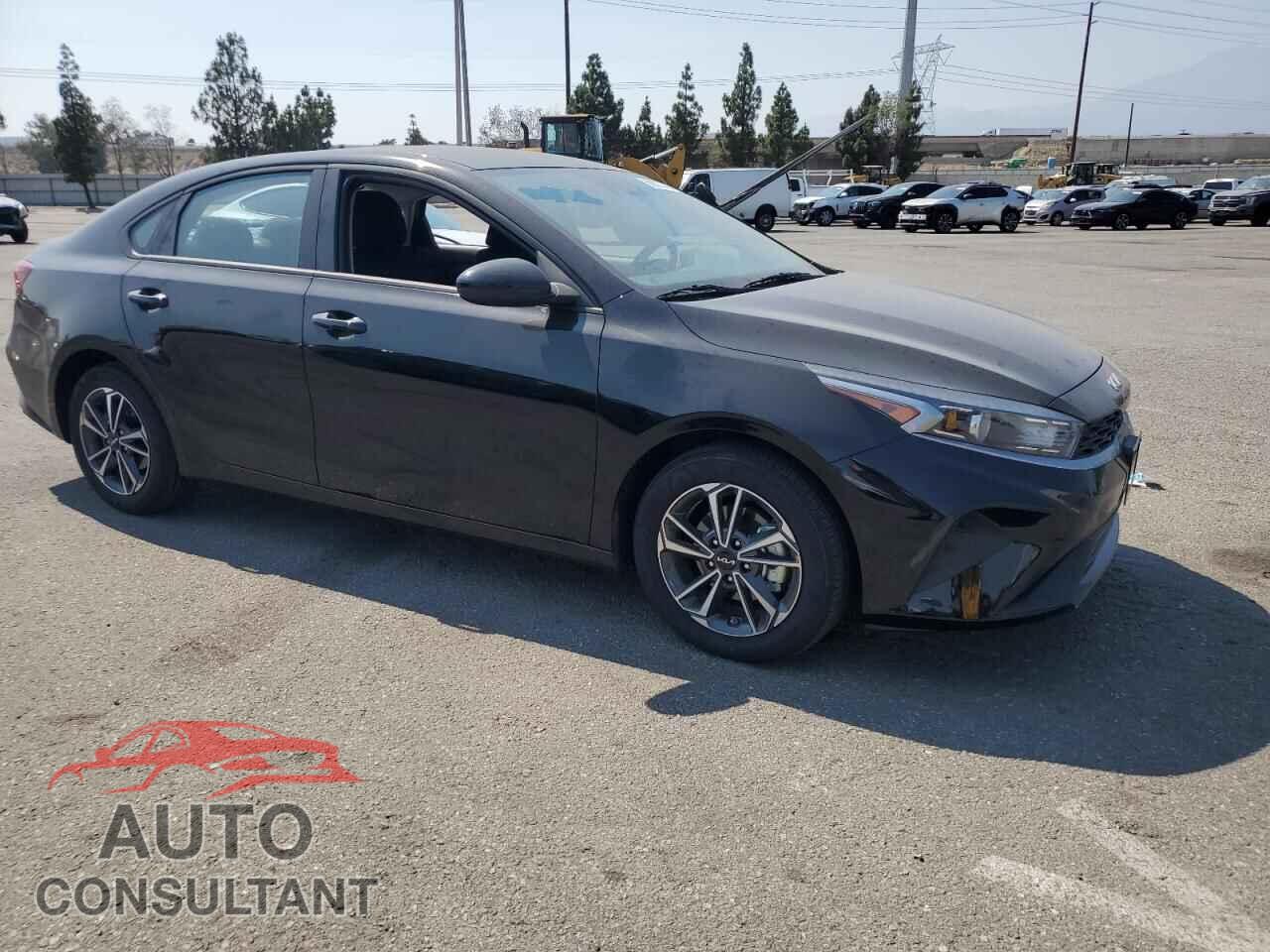 KIA FORTE 2023 - 3KPF24AD9PE687333