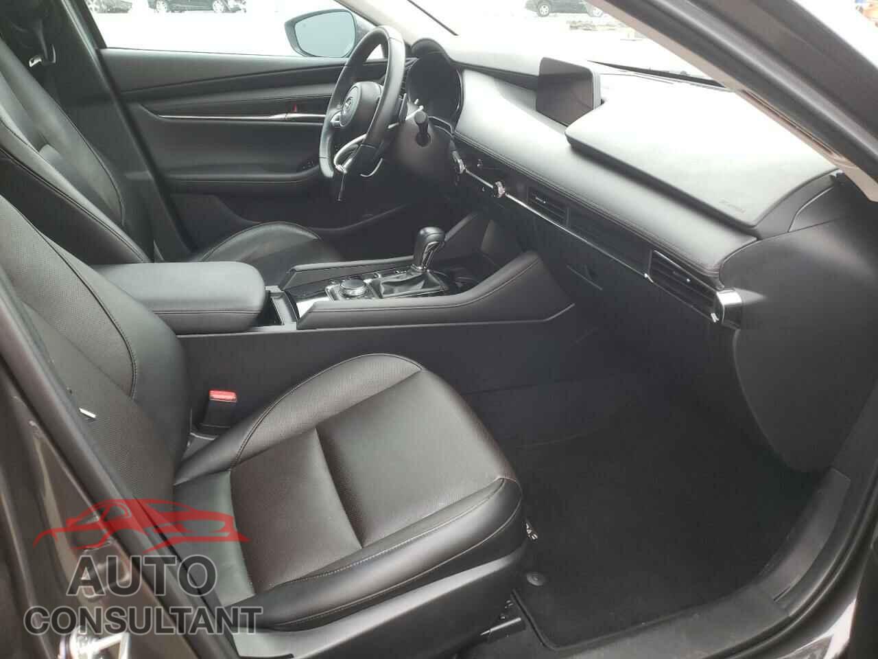 MAZDA 3 2019 - JM1BPBEM0K1134600