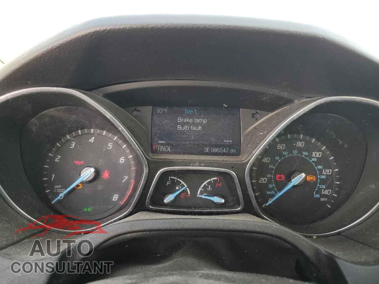 FORD FOCUS 2014 - 1FADP3F22EL399075