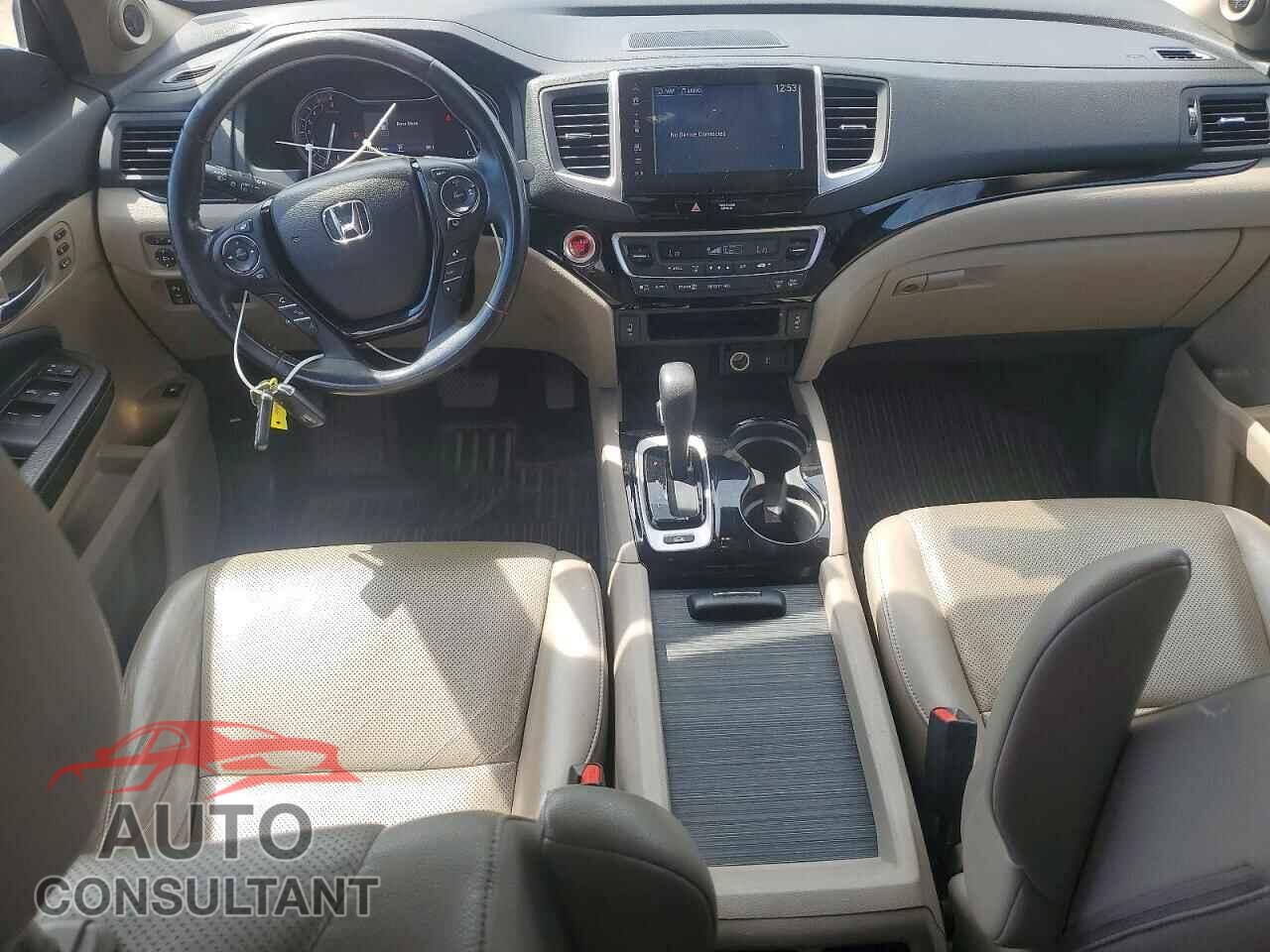 HONDA RIDGELINE 2017 - 5FPYK3F72HB031385