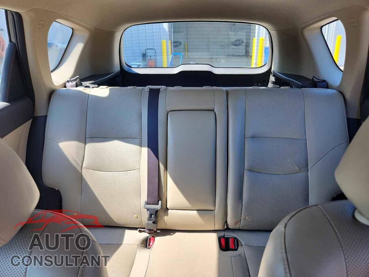HYUNDAI ELANTRA 2012 - KMHDC8AE8CU139349
