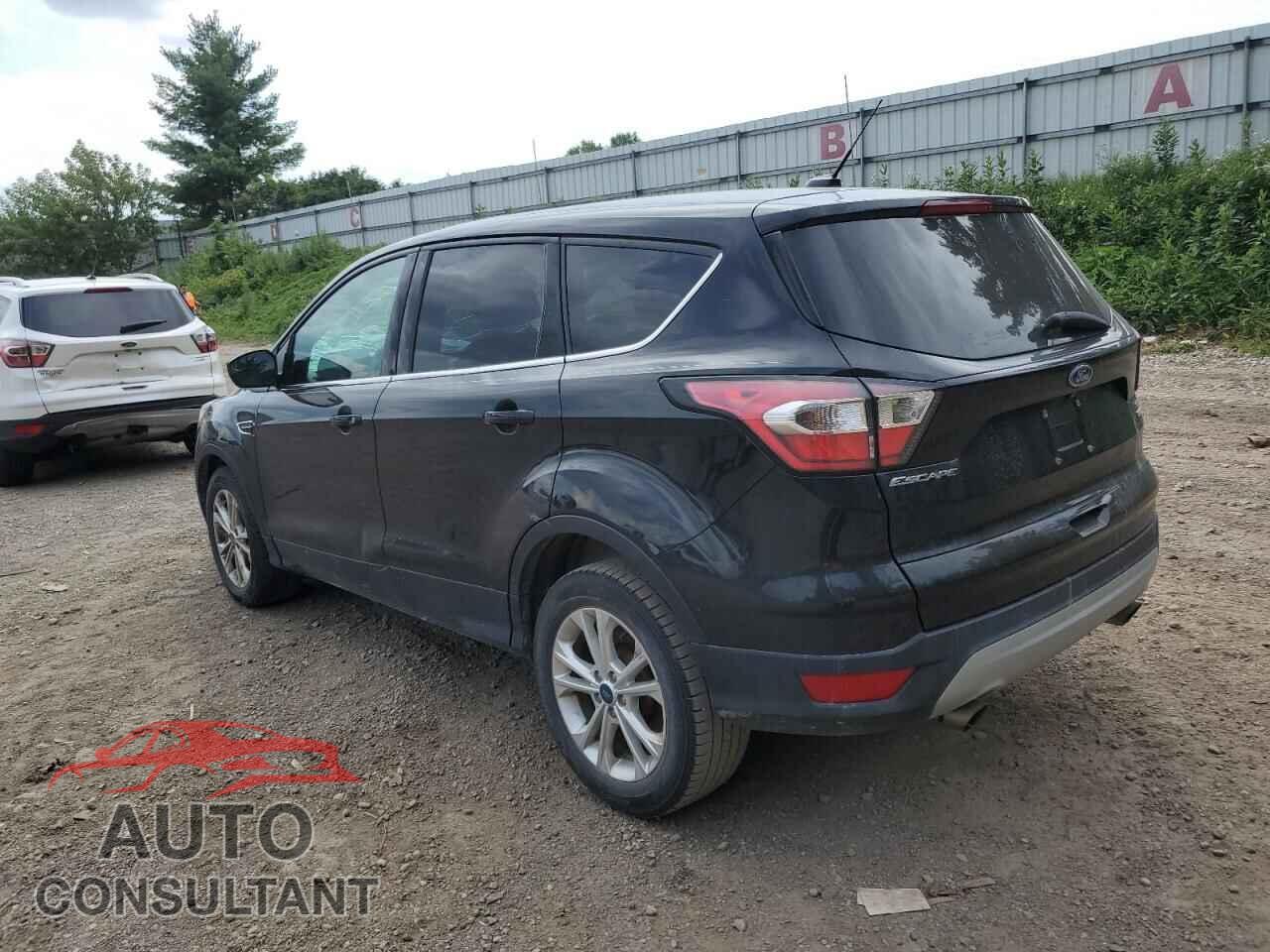 FORD ESCAPE 2017 - 1FMCU0GD1HUD65622