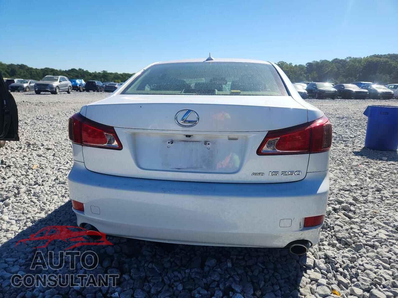 LEXUS IS 2013 - JTHCF5C21D5063802