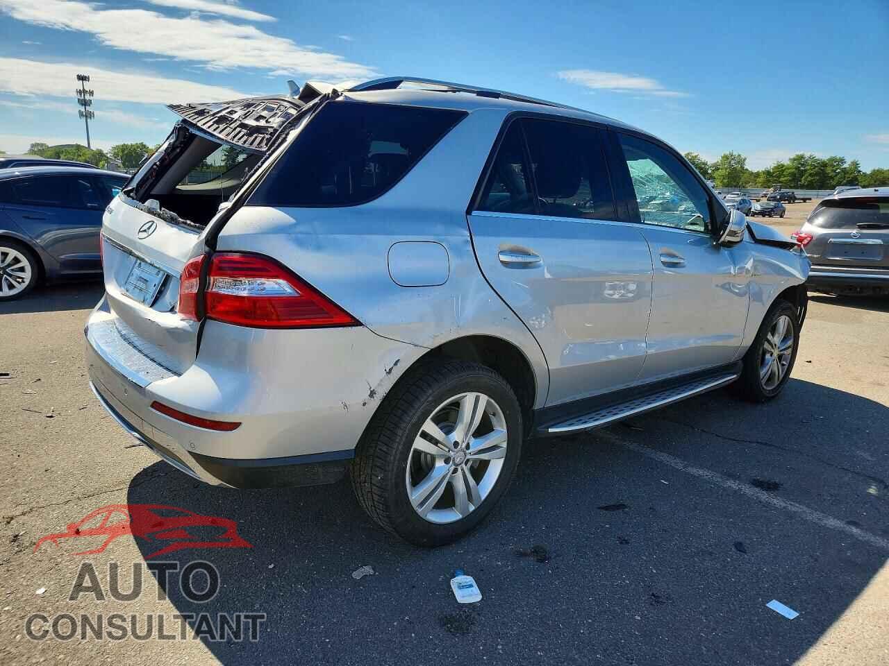 MERCEDES-BENZ M-CLASS 2015 - 4JGDA5HB3FA515638
