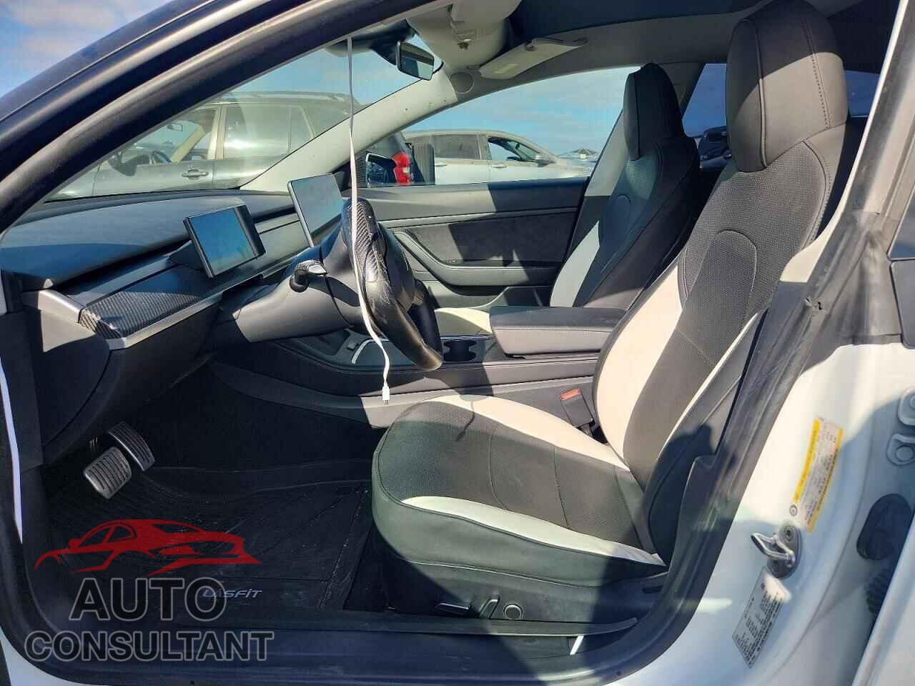 TESLA MODEL 3 2021 - 5YJ3E1EA2MF872080